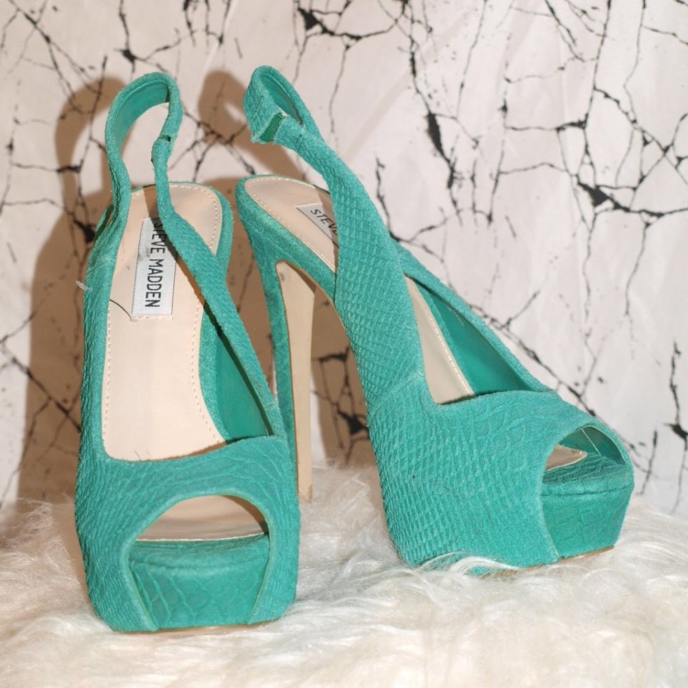 Aqua Green Textured HEELS BY STEVE MADDEN SIZE 8M USED FOR PHOTO SHOOT